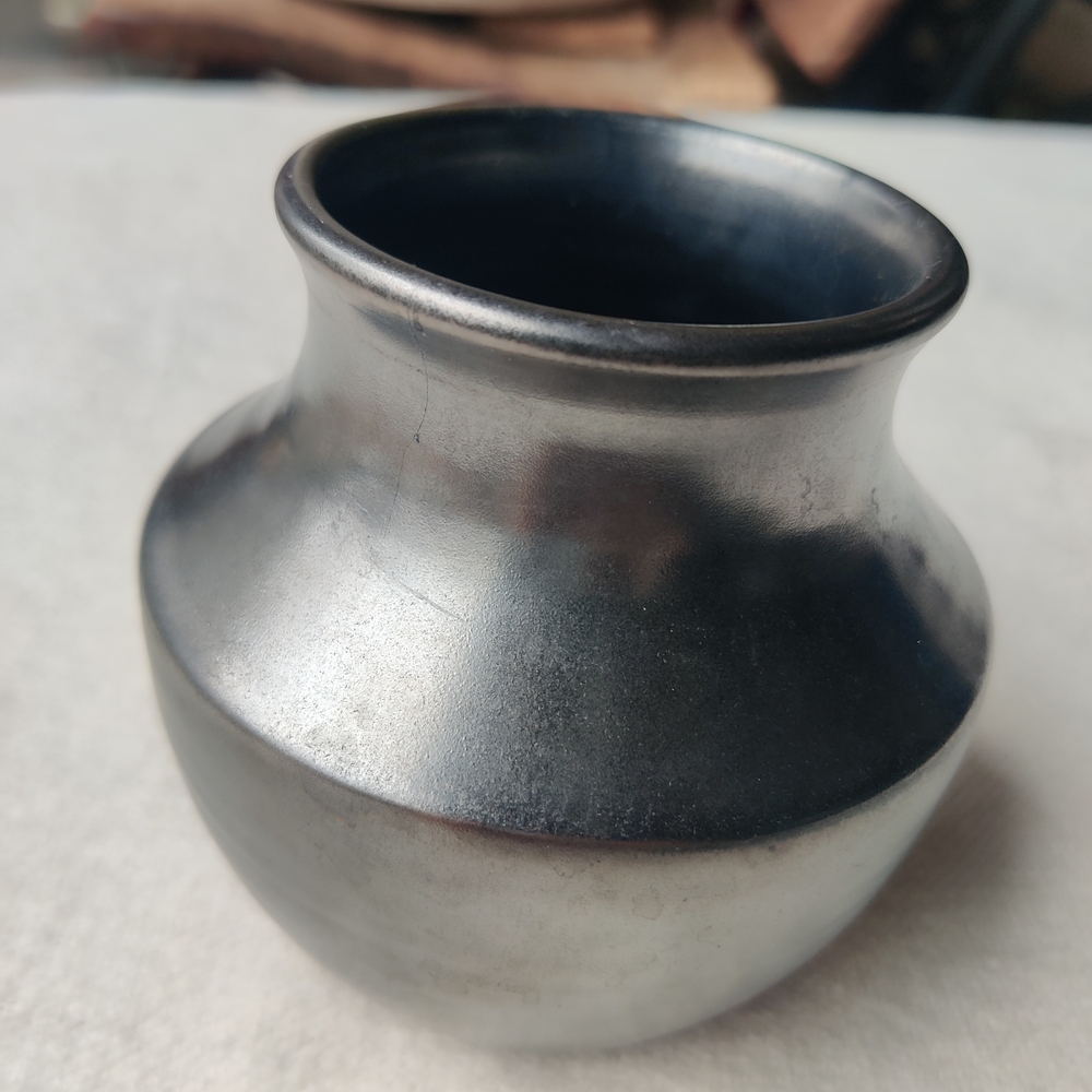 VTG Prinknash Pottery England Bud Vase Pot Metallic Luster Gun Metal 4.25"